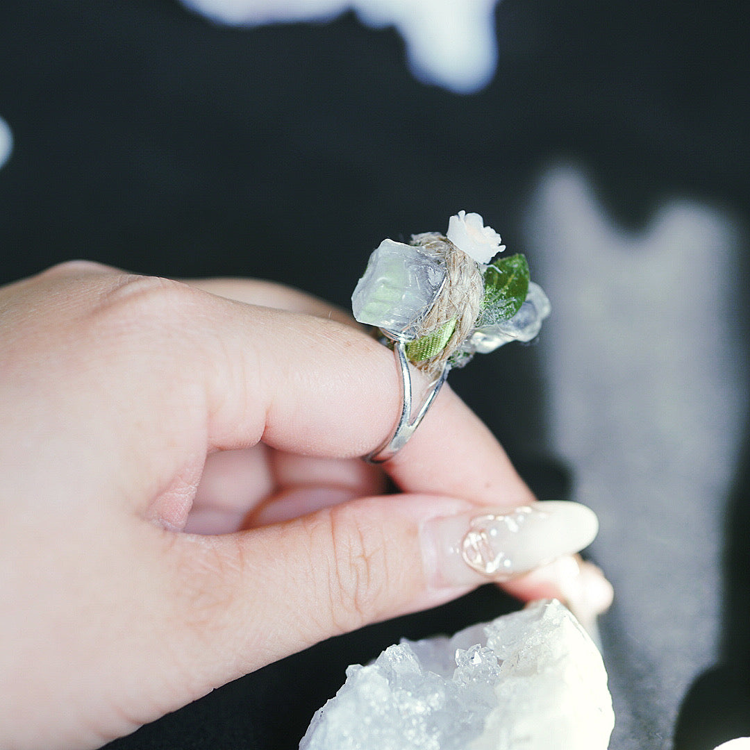 Raw Crystal Flower Ring